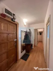 Apartament 3 camere - zona Astra / Calea București