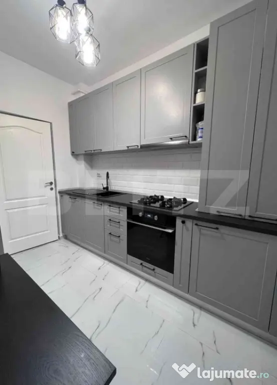 Apartament 3 camere, 68 mp, curte proprie, parcare – Carti - Iasi (Iasi)
