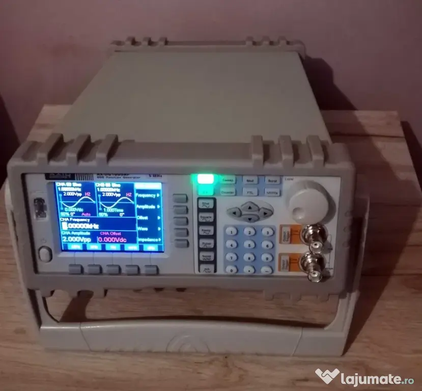 Generator de functii Axiomet AX-DG1005AF
