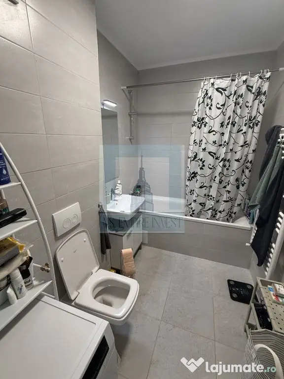 Ap. 2 camere, 2 balcoane, boxa, parcare subterana-zona Av... - Brasov (Brasov)