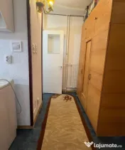 Garsonieră cu balcon, 35.84 mp, etaj 1, Strada Lupeni - Plo