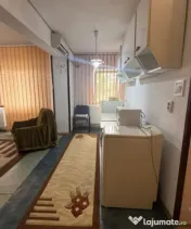 Garsonieră cu balcon, 35.84 mp, etaj 1, Strada Lupeni - Plo