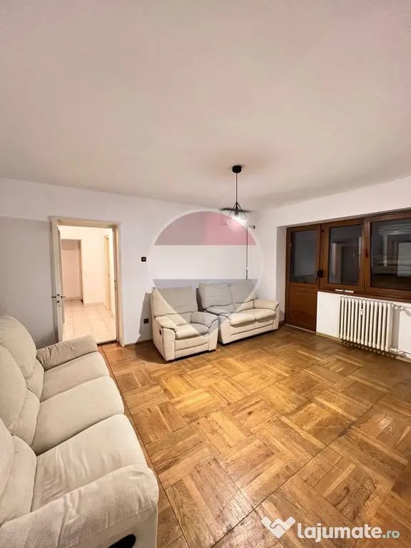 Apartament cu 3 camere de închiriat în zona Bancilor - Arad (Arad)