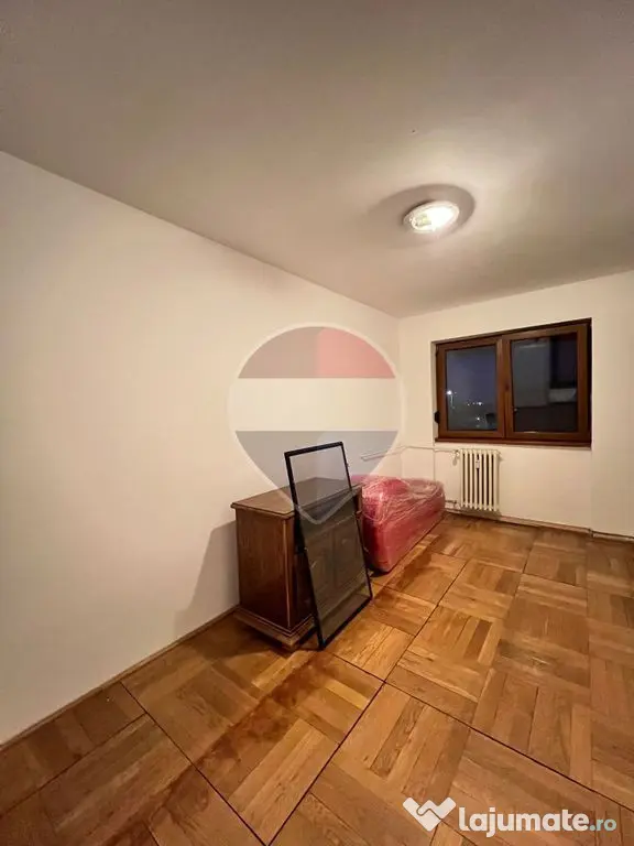 Apartament cu 3 camere de închiriat în zona Bancilor - Arad (Arad)