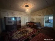 Proprietate cu 7.247 mp teren intravilan și multiple constr 