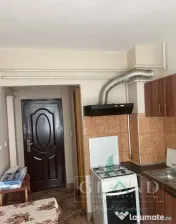 Apartament o camera | Zona Garii | Centrala proprie