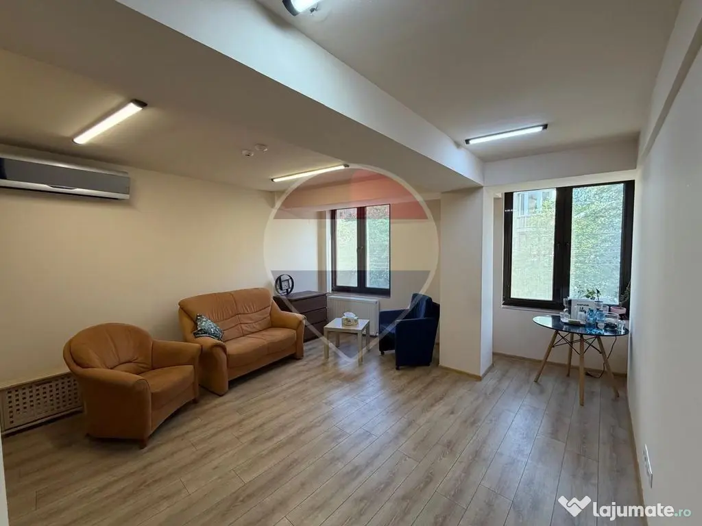 Birou de închiriat, 23 mp, aproape de Spitalul Județean... - Oradea (Bihor)