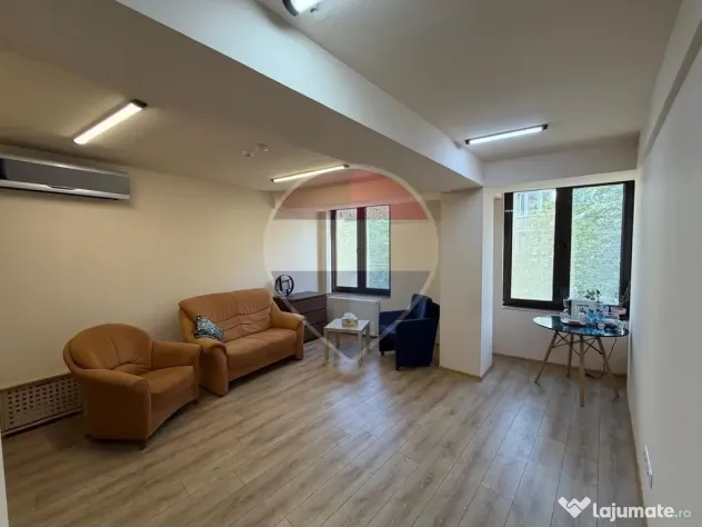 Birou de închiriat, 23 mp, aproape de Spitalul Județean... - Oradea (Bihor)