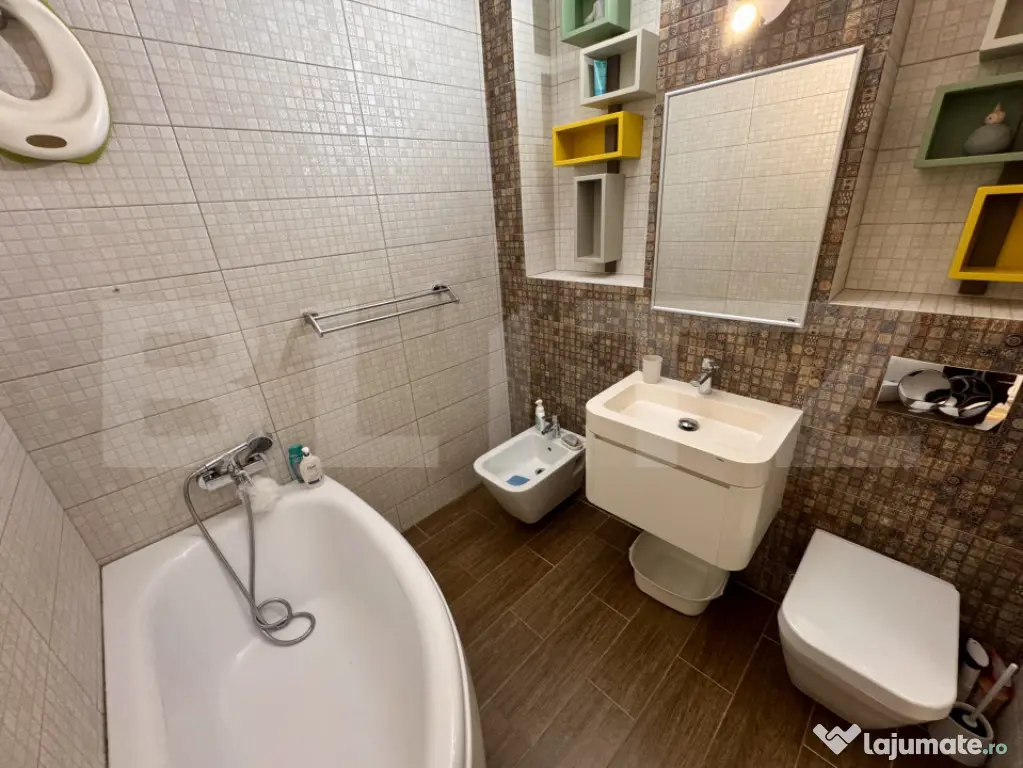 Apartament 4 camere, 100 mp, 2 băi, dressing, Sărari – M - Craiova (Dolj)