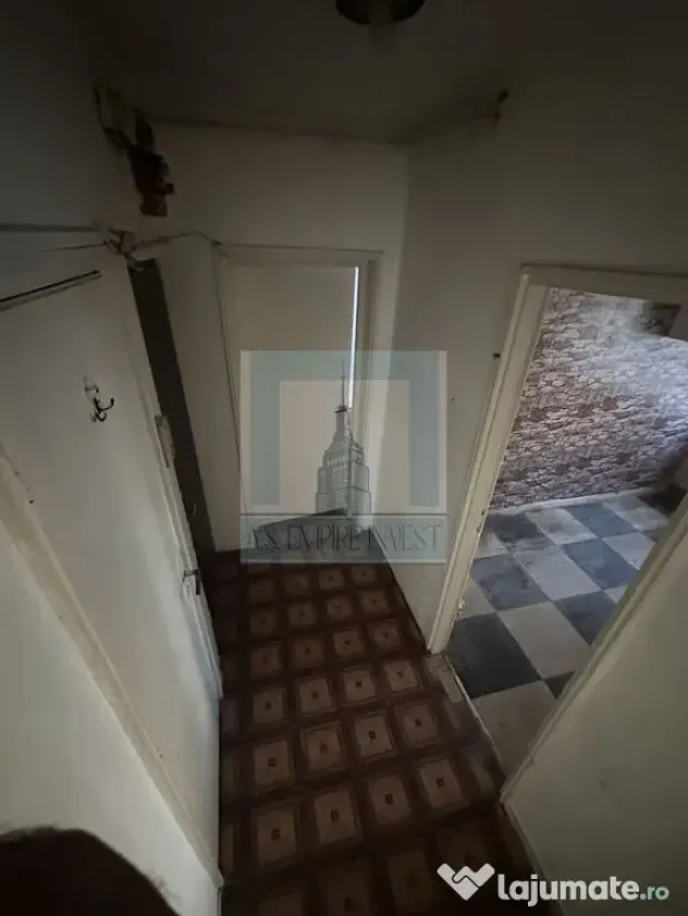 Apartament 3 camere Tractorul - Brasov (Brasov)