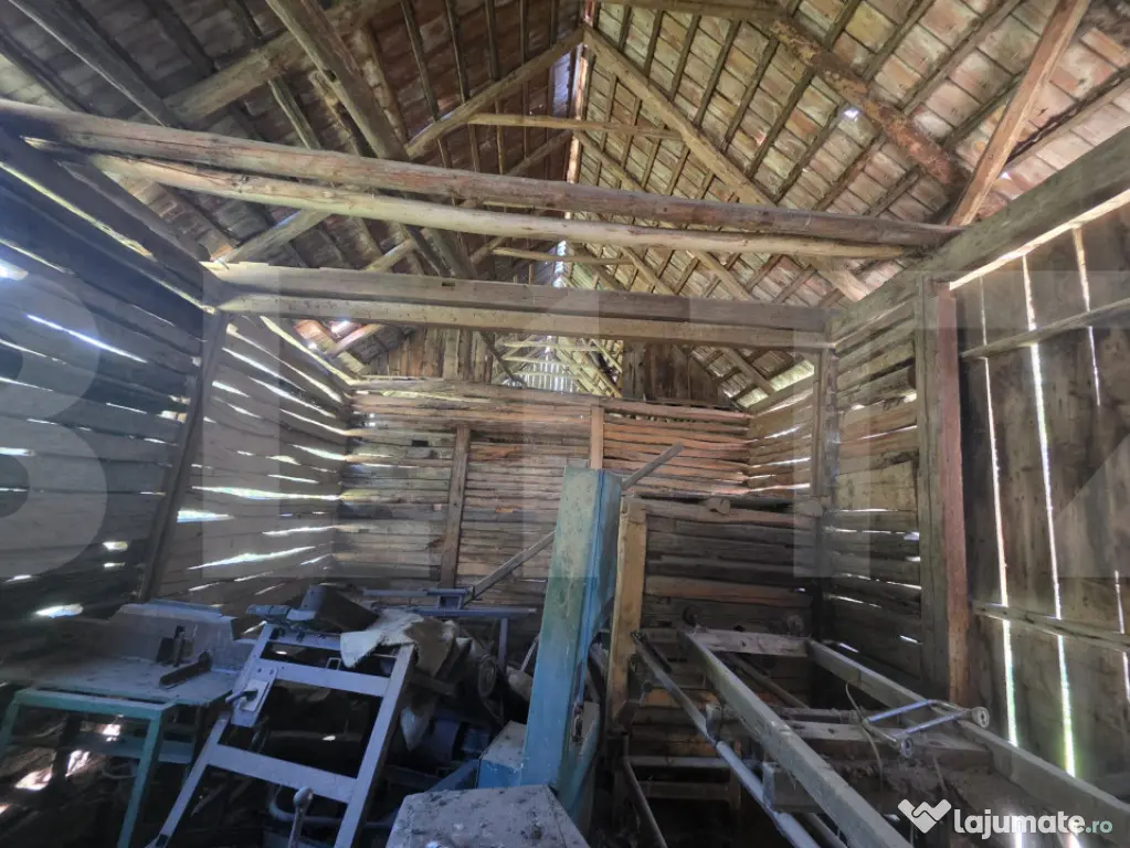Casa traditionala pe un teren intravilan generos de 3409 mp - Dalnic (Covasna)