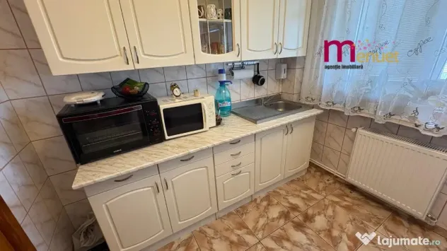 Apartament 3 camere,strada Sabinelor,etaj 8 - Tulcea (Tulcea)