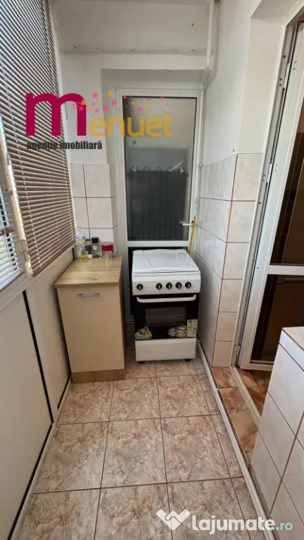 Apartament 3 camere,strada Sabinelor,etaj 8 - Tulcea (Tulcea)