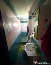 SOARELUI - RENOVAT - 4 CAM - 2 BAI - ETAJ 3 - CENTRALA PROPR