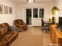 Apartament 3 camere decomandat, centrală și AC, aproape de