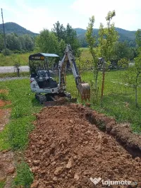miniescavator bobcat e16