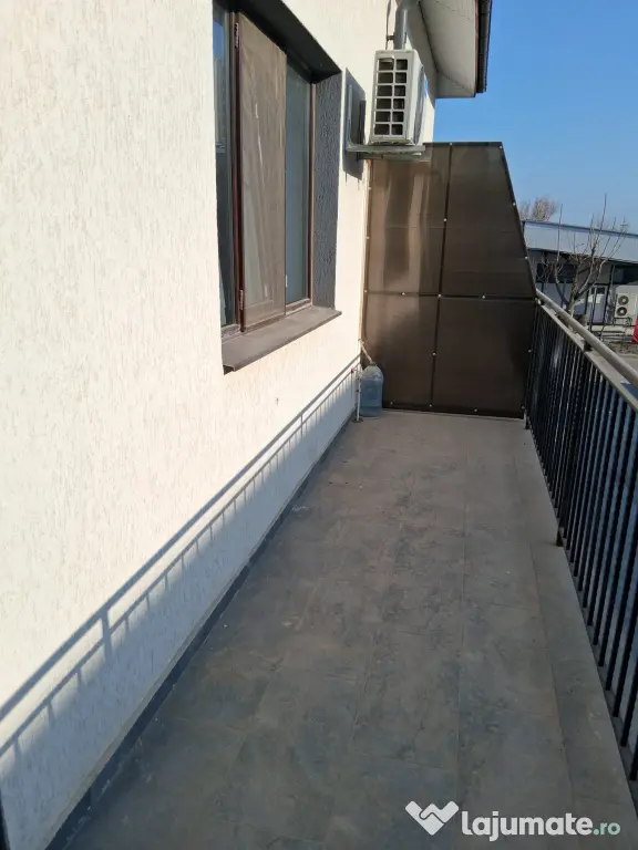 Particular, vând casă 4 camere, P+1+M, în Bragadiru