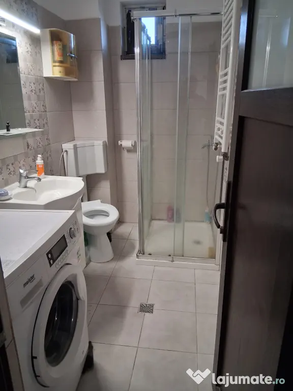 Particular, vând casă 4 camere, P+1+M, în Bragadiru