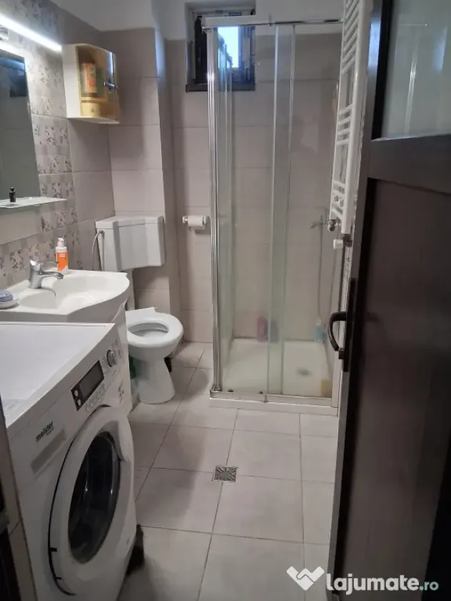 Particular, vând casă 4 camere, P+1+M, în Bragadiru
