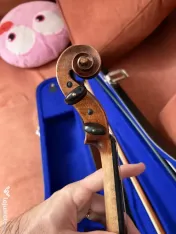 Vioară 4/4 complet echipată 