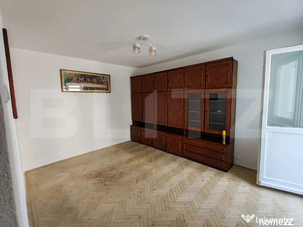 Apartament decomandat, 36mp, etaj intermediar, zona Mărăș - Suceava (Suceava)