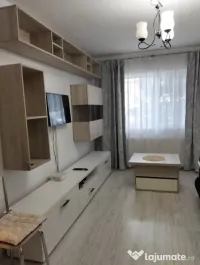 Închiriez apartament cu două camere
