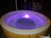 Resedinte montane,mobilate,echipate, jacuzzi,piscina,pretios