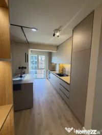 Apartament cu 3 camere in Floresti zona Tineretului 