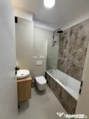 Apartament cu 3 camere in Floresti zona Tineretului 