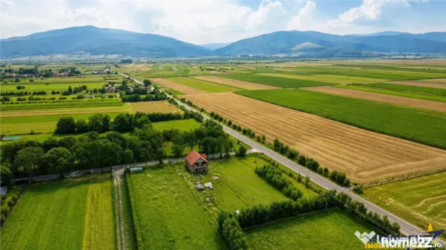 6 parcele cu autorizatie de construire si proiect aprobat: S - Stupinii Prejmerului (Brasov)
