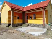 Casa de inchiriat,2 camere si bucatarie, 99 mp, zona Unirea 