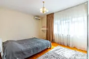 Casă / Vilă cu 6 camere de vânzare Chiajna /Rosu