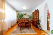Casă / Vilă cu 6 camere de vânzare Chiajna /Rosu