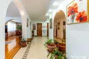 Casă / Vilă cu 6 camere de vânzare Chiajna /Rosu