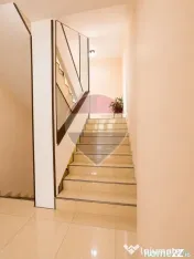 Casă / Vilă cu 12 camere de închiriat în zona Fundeni 