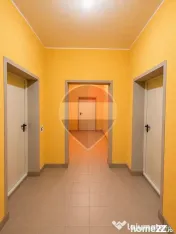 Casă / Vilă cu 12 camere de închiriat în zona Fundeni 