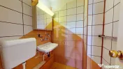 3 CAMERE, 78,4 MP | BLOC DIN 1990, ANVELOPAT | DOAMNA GHICA