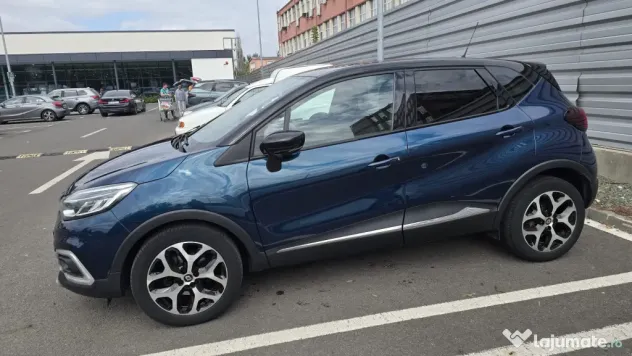 Renault Captur 1.2 TCe, automata, echipare Intens, 2017 + anvelope noi allseson