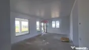 Casă / Vilă cu 3 camere de vânzare 