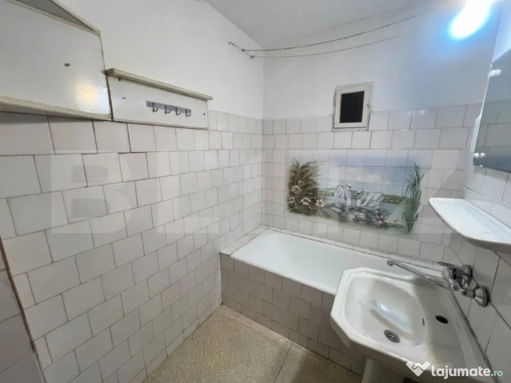 Apartament 3 camere decomandat - Craiova (Dolj)