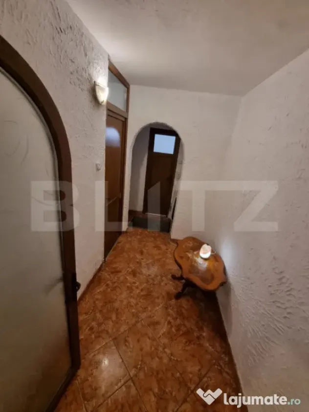 Apartament 3 camere decomandat - Craiova (Dolj)