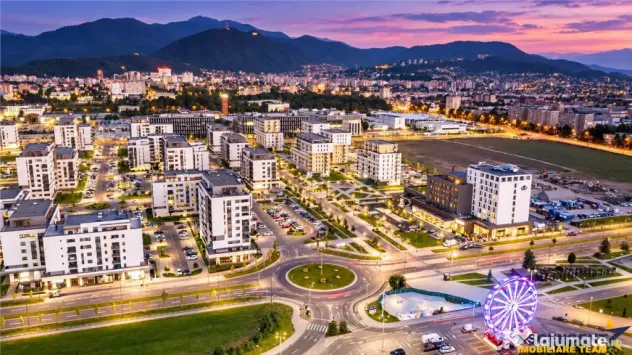 Vedere la pietonala si Tampa, parcare, boxa, Kasper, Coresi, - Brasov (Brasov)