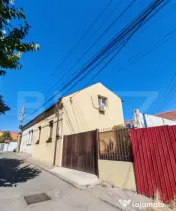 Apartament la casa, 3 camere, curte privata, zona centrala