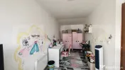Apartament la casa, 3 camere, curte privata, zona centrala