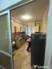 Apartament 3 camere de închiriat, zonă liniștită – gr? 