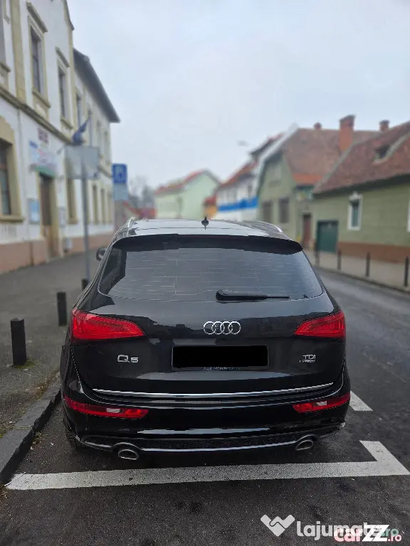 Audi Q5 S-Line 3.0TDI Quattro DSG S-tronic Navi, Panoramic, Xenon, Piele maro, s - Brasov (Brasov)