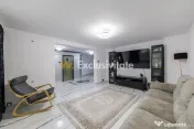 Proprietate cu 2 case si curte in Oarja, AG 