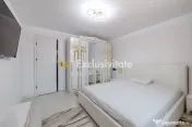 Proprietate cu 2 case si curte in Oarja, AG 
