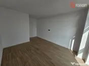 Apartament 3 camere, etaj 1, bloc nou, zona Torontalului
