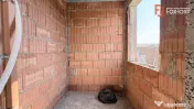 Duplex de vanzare, 5 camere despartit prin camera tehnica - 